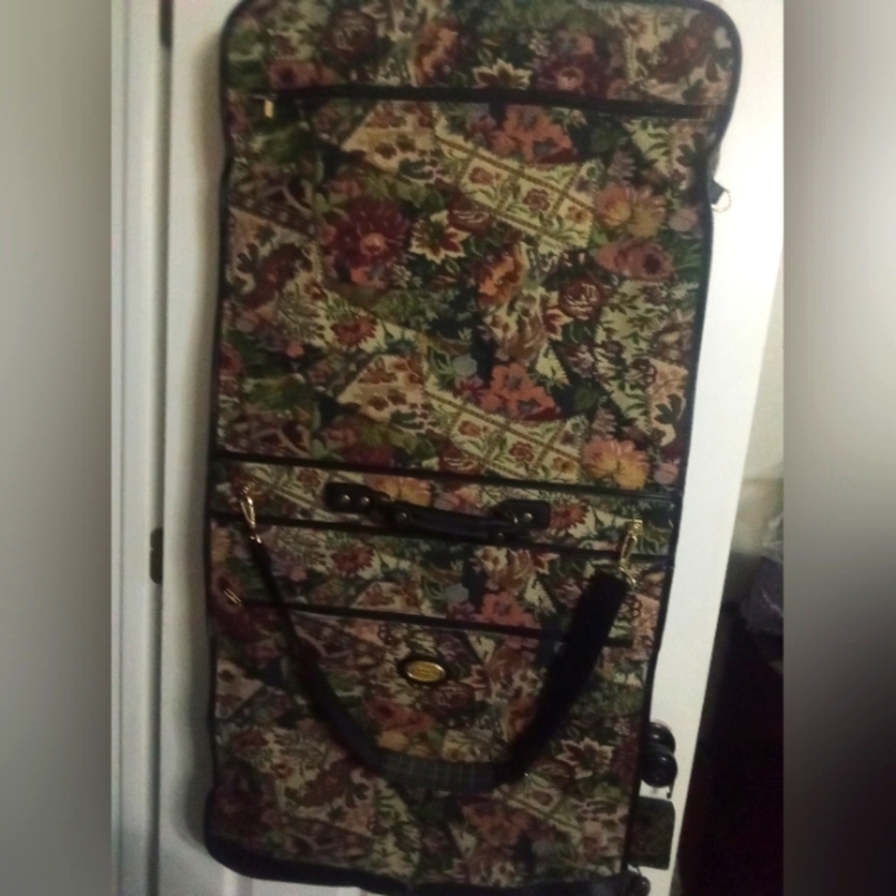 Vintage tapestry American Tourister garment bag